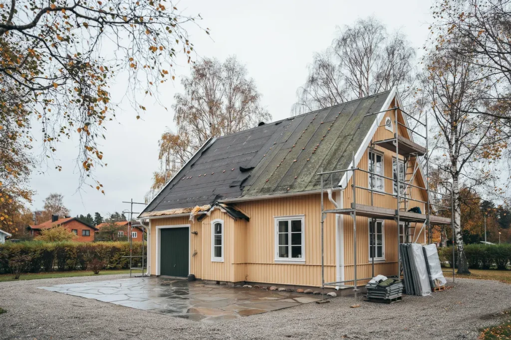 eternittak och asbest s g r en s ker taksanering och renovering till